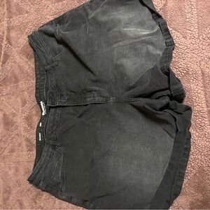 Sonoma Black Mom Shorts